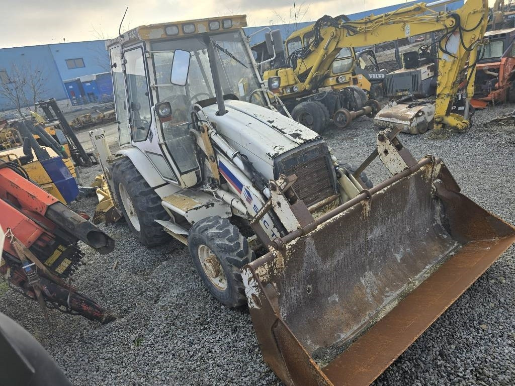 CAT 438 C NO DIGGING ARM - Retroexcavadora: foto 2 CAT 438 C NO DIGGING ARM - Retroexcavadora: foto 2