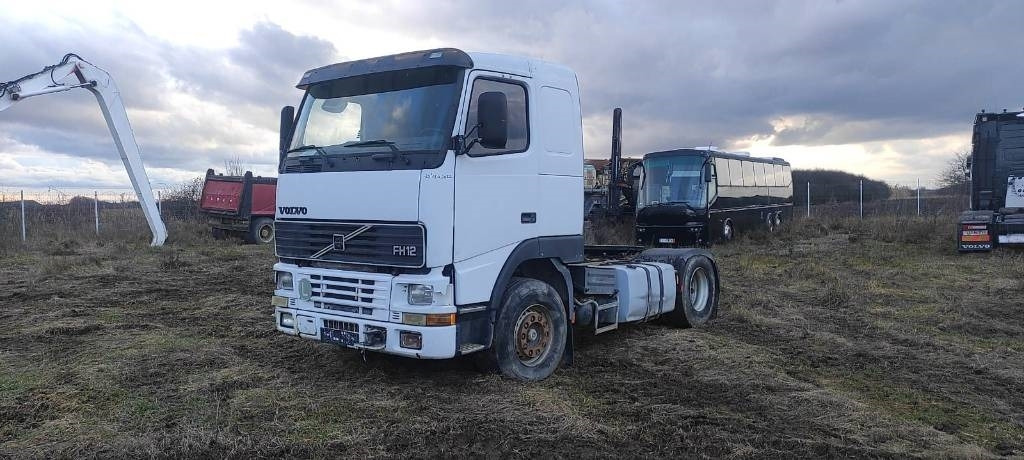 Volvo FH12 380 - Cabeza tractora: foto 2 Volvo FH12 380 - Cabeza tractora: foto 2