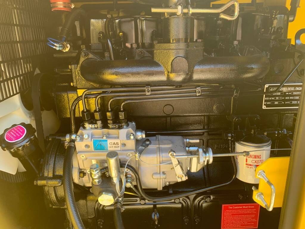 Compal VG-R30 Compal VG-R30 - Generador industriale: foto 3 Compal VG-R30 Compal VG-R30 - Generador industriale: foto 3