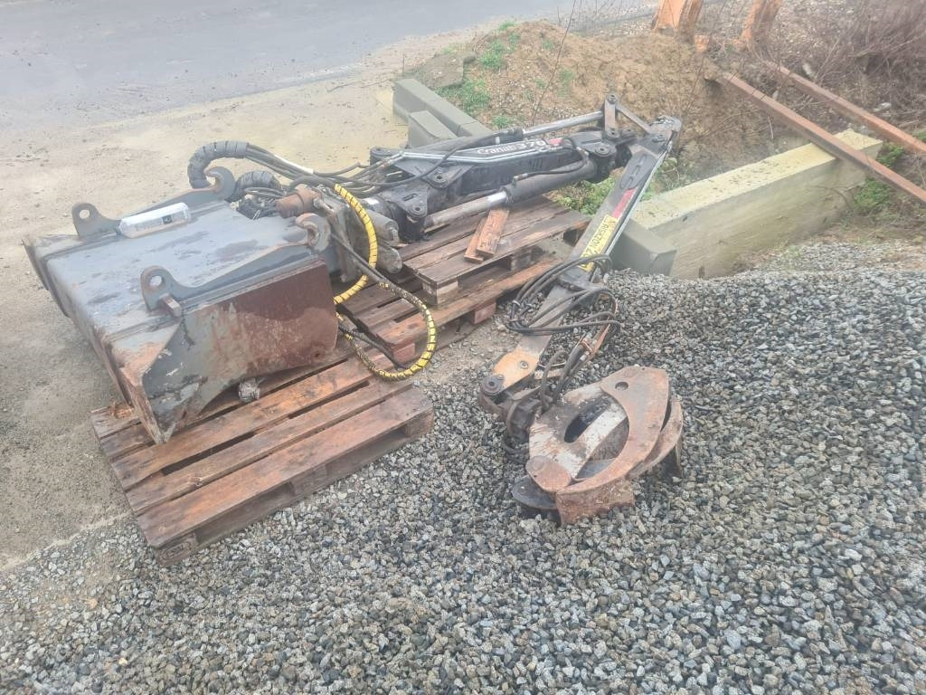 Cranab 370RCR FORESTRY CRANE - Grúa sobre orugas: foto 1 Cranab 370RCR FORESTRY CRANE - Grúa sobre orugas: foto 1