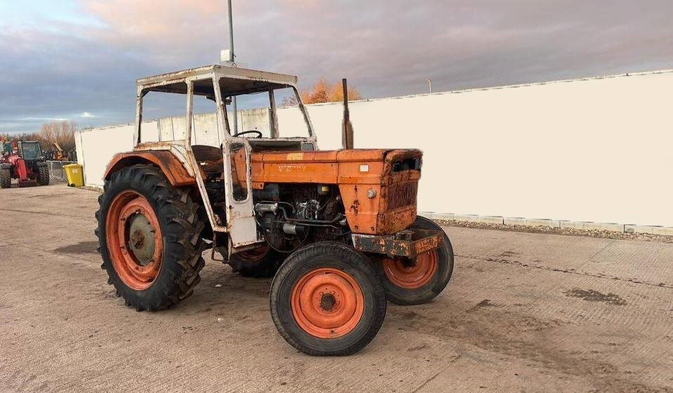 Fiat 670 - Tractor: foto 1 Fiat 670 - Tractor: foto 1