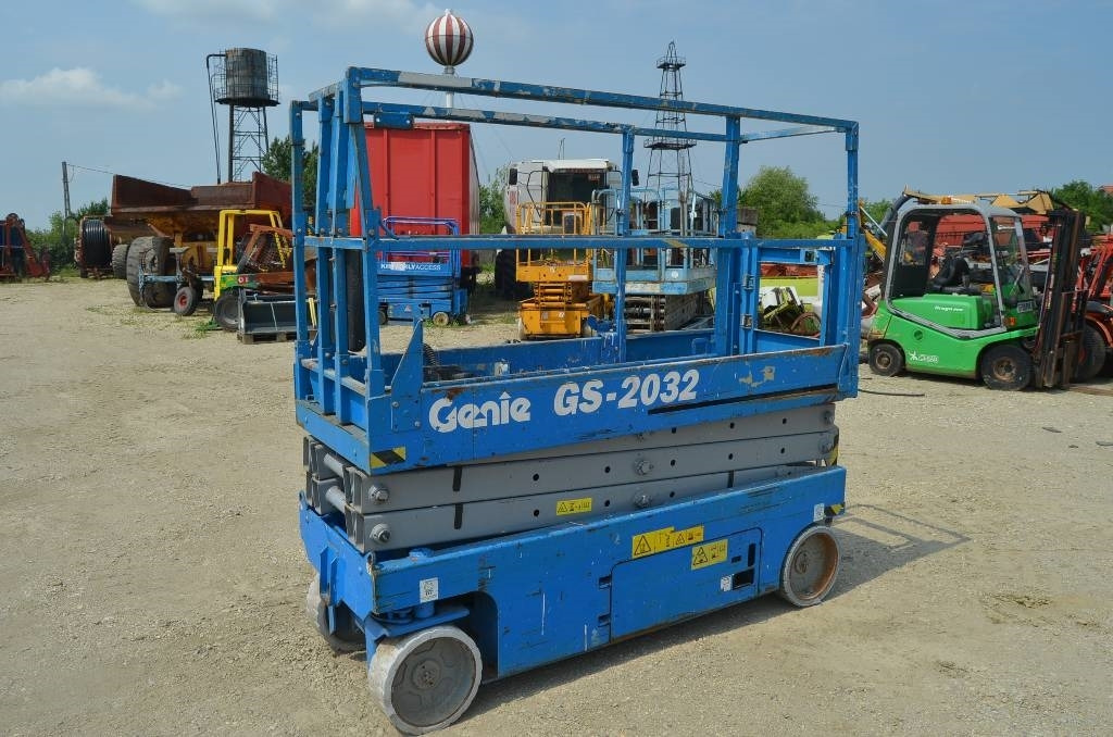 Genie GS 2032 - Plataforma de tijeras: foto 1 Genie GS 2032 - Plataforma de tijeras: foto 1