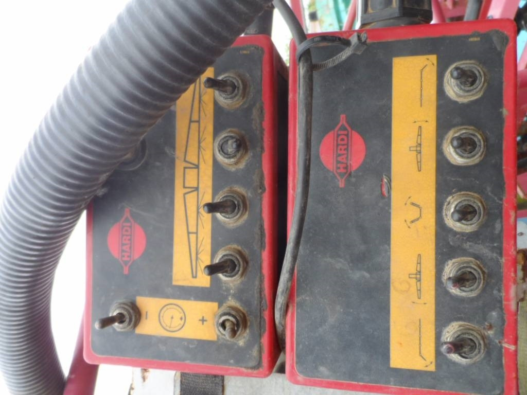 Hardi TZ2500 - Pulverizador arrastrado: foto 5 Hardi TZ2500 - Pulverizador arrastrado: foto 5