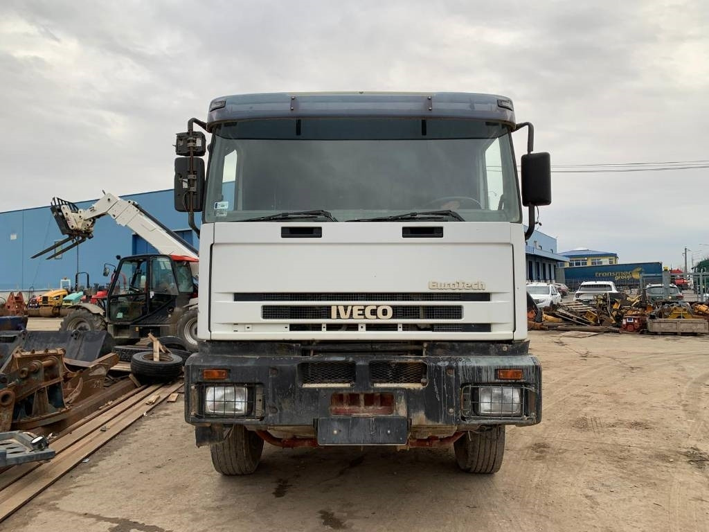 Iveco Eurotech - Camión volquete: foto 4 Iveco Eurotech - Camión volquete: foto 4