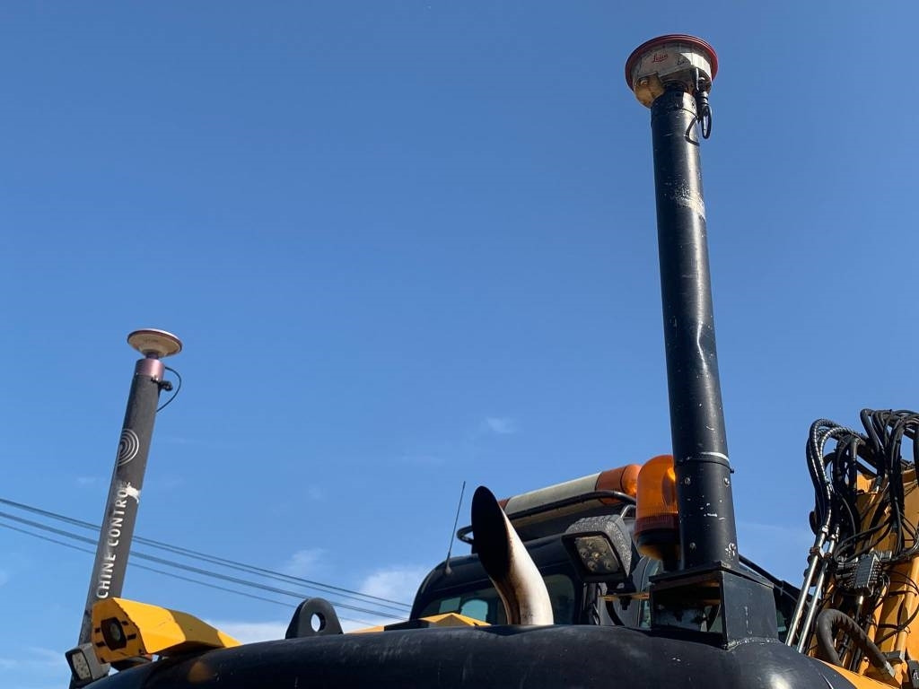 JCB JS 145 W+Engcon Rototilt+Sistem Laser 2D Leica Ico - Excavadora de ruedas: foto 5 JCB JS 145 W+Engcon Rototilt+Sistem Laser 2D Leica Ico - Excavadora de ruedas: foto 5