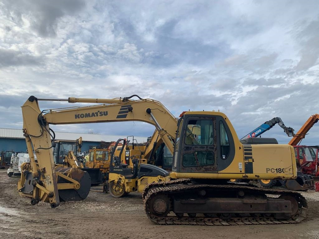 Komatsu PC 180 LC-6K - Excavadora de cadenas: foto 2 Komatsu PC 180 LC-6K - Excavadora de cadenas: foto 2