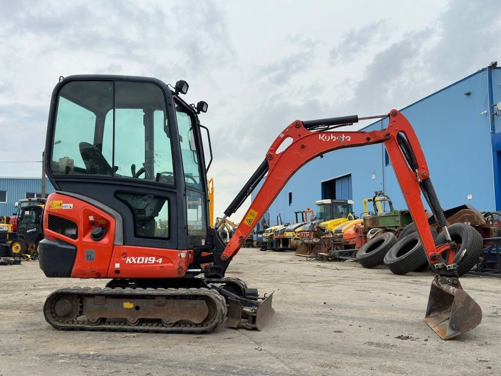 Kubota KX 019-4 - Miniexcavadora: foto 2 Kubota KX 019-4 - Miniexcavadora: foto 2