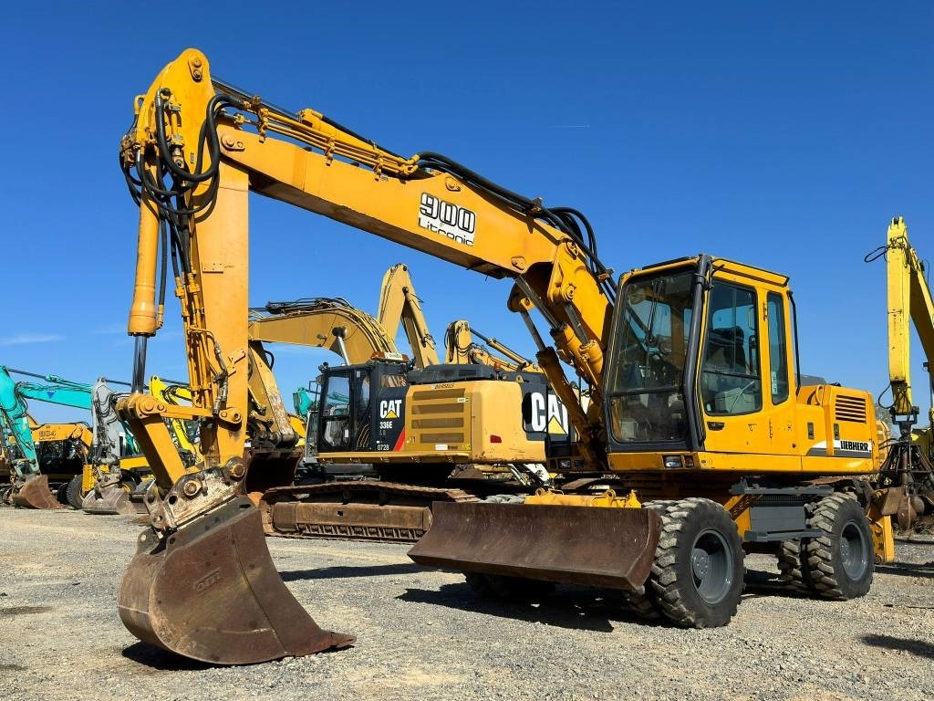 Liebherr A 900 B - Excavadora de ruedas: foto 1 Liebherr A 900 B - Excavadora de ruedas: foto 1
