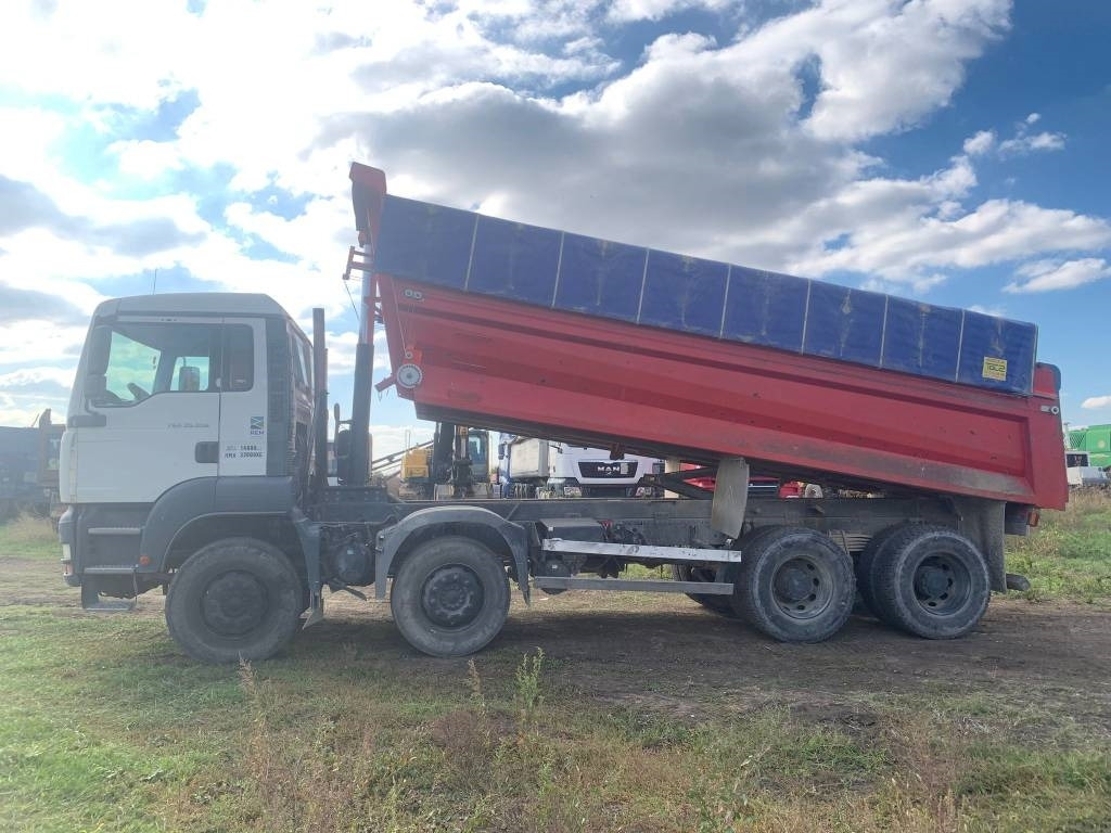 MAN TGA 35.350 - Camión volquete: foto 5 MAN TGA 35.350 - Camión volquete: foto 5