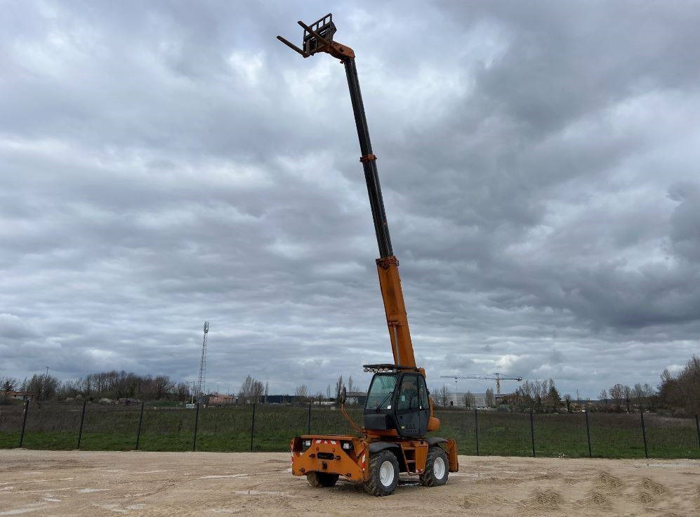 Manitou MRT 1432 - Manipulador telescópico: foto 1 Manitou MRT 1432 - Manipulador telescópico: foto 1