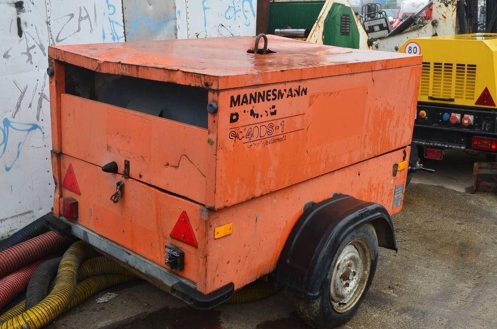 Mannesman Domag SC 40 DS-1 - Compresor de aire: foto 2 Mannesman Domag SC 40 DS-1 - Compresor de aire: foto 2