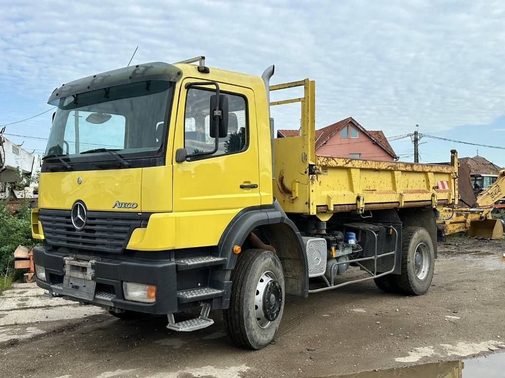 Mercedes-Benz Atego 1828 - Camión volquete: foto 1 Mercedes-Benz Atego 1828 - Camión volquete: foto 1