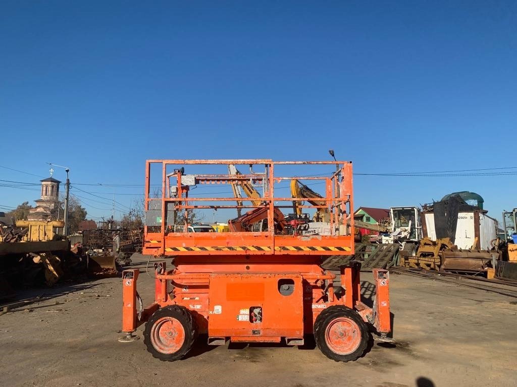 SkyJack SJ 6832 RT - Plataforma de tijeras: foto 5 SkyJack SJ 6832 RT - Plataforma de tijeras: foto 5