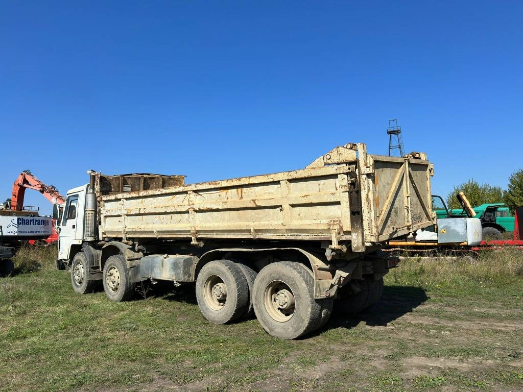 Volvo FL 10 - Camión volquete: foto 3 Volvo FL 10 - Camión volquete: foto 3