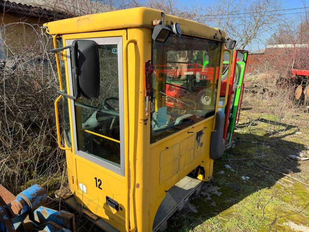Volvo L 180 E CABIN - Cabina para Maquinaria de construcción: foto 1 Volvo L 180 E CABIN - Cabina para Maquinaria de construcción: foto 1