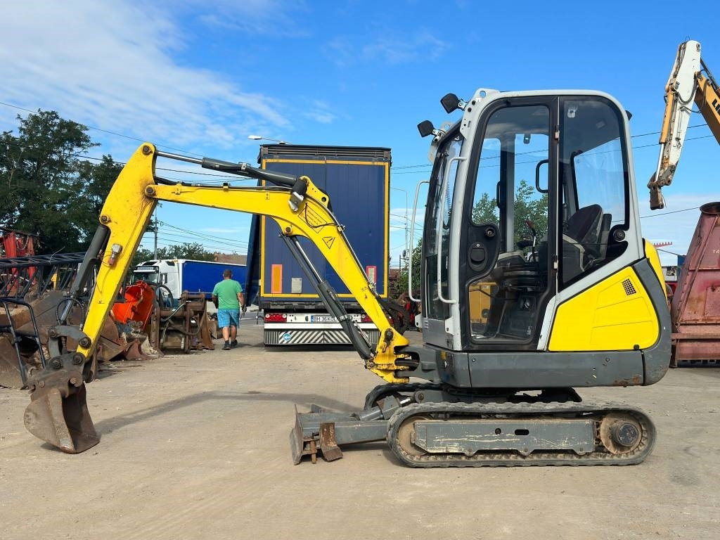 Wacker Neuson ET 18 - Miniexcavadora: foto 2 Wacker Neuson ET 18 - Miniexcavadora: foto 2