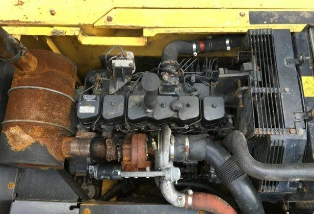 Komatsu PC220-7 - Miniexcavadora: foto 5 Komatsu PC220-7 - Miniexcavadora: foto 5
