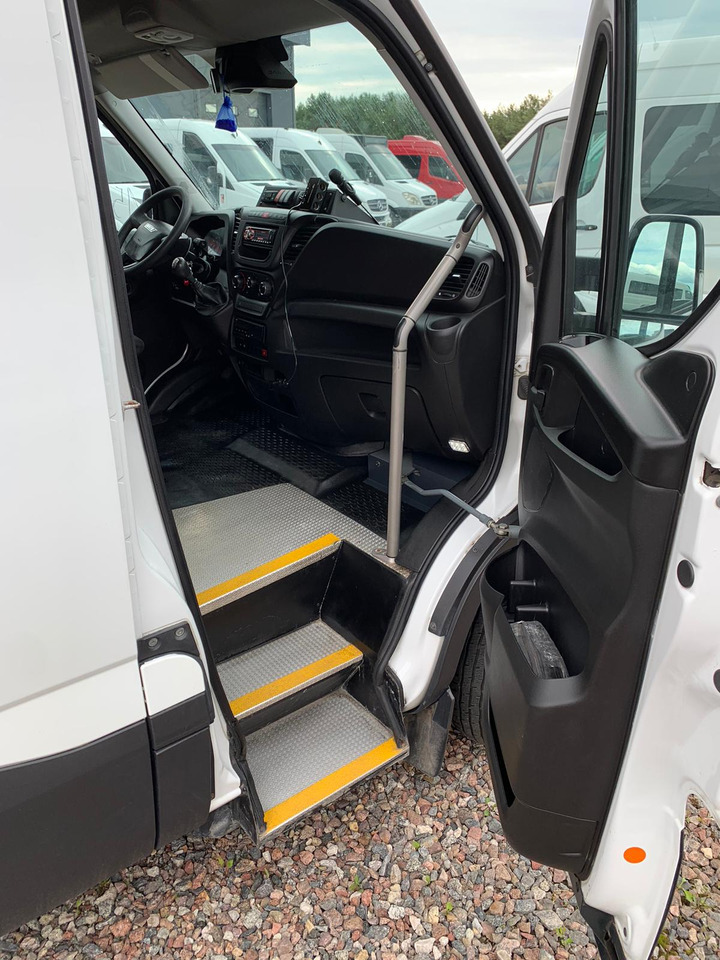 Autocar Iveco Daily- 21 Miejsc: foto 8
