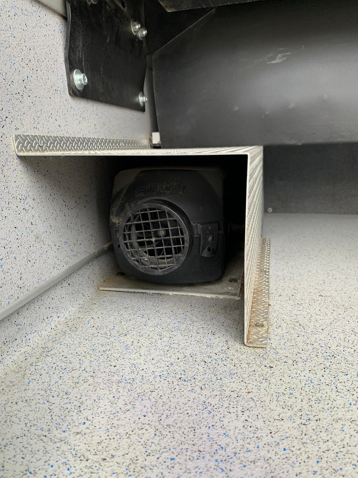 Autocar Iveco Daily- 21 Miejsc: foto 14