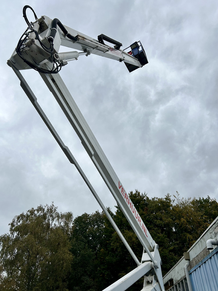 Plataforma elevadora remolcable Custers R20EHS R20 2005 trailer mounted platform R20: foto 11 Plataforma elevadora remolcable Custers R20EHS R20 2005 trailer mounted platform R20: foto 11