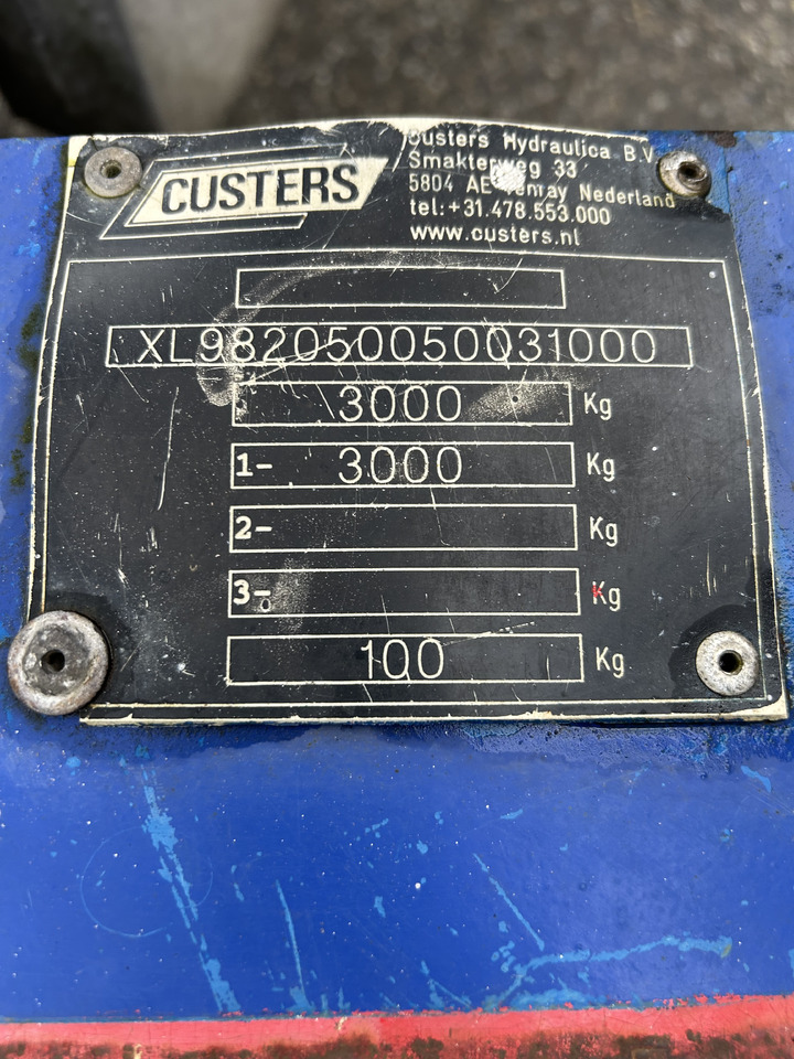 Plataforma elevadora remolcable Custers R20EHS R20 2005 trailer mounted platform R20: foto 6 Plataforma elevadora remolcable Custers R20EHS R20 2005 trailer mounted platform R20: foto 6