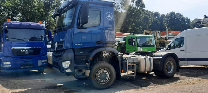 Mercedes-Benz 2043 Arocs 4x4 - Cabeza tractora: foto 1 Mercedes-Benz 2043 Arocs 4x4 - Cabeza tractora: foto 1