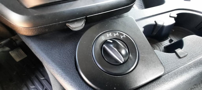 Mercedes-Benz 2043 Arocs 4x4 - Cabeza tractora: foto 4 Mercedes-Benz 2043 Arocs 4x4 - Cabeza tractora: foto 4