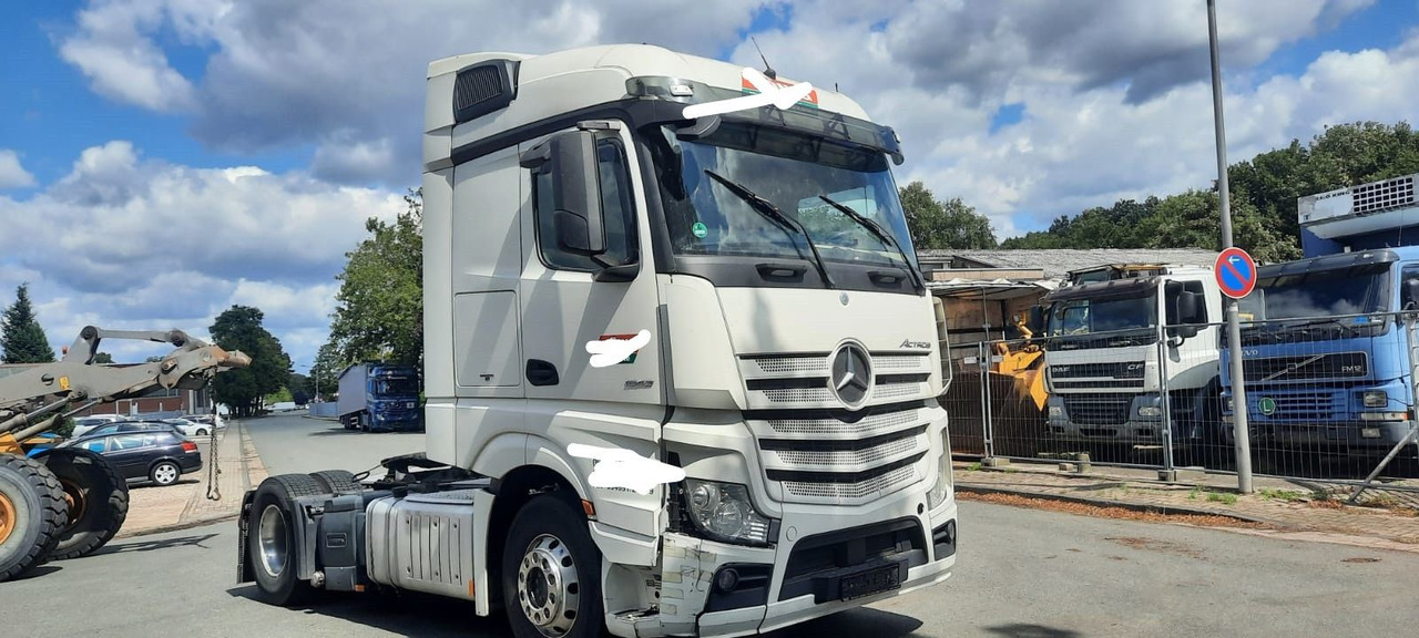 Mercedes-Benz Actros 1843LS Stream Space Kompressor:D9000 - Cabeza tractora: foto 1 Mercedes-Benz Actros 1843LS Stream Space Kompressor:D9000 - Cabeza tractora: foto 1