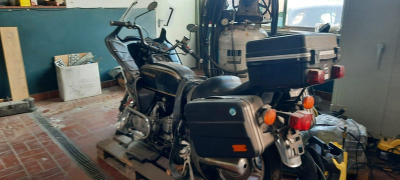 Honda GL 2 Goldwing - Motocicleta: foto 2 Honda GL 2 Goldwing - Motocicleta: foto 2