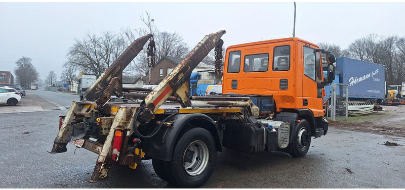Iveco 80E18K 4x2 Absetzkipper - Camión portacontenedor de cadenas: foto 5 Iveco 80E18K 4x2 Absetzkipper - Camión portacontenedor de cadenas: foto 5