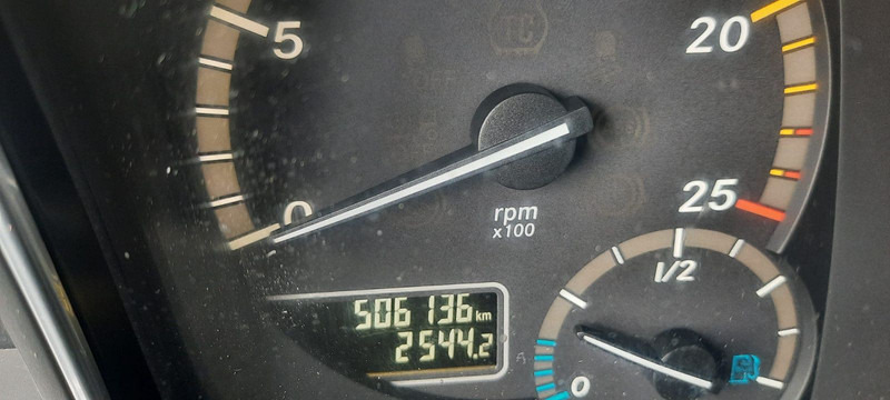 Mercedes-Benz 2545 Actros Pritsche Kran Palfinger PK21001 - Camión caja abierta, Camión grúa: foto 4 Mercedes-Benz 2545 Actros Pritsche Kran Palfinger PK21001 - Camión caja abierta, Camión grúa: foto 4