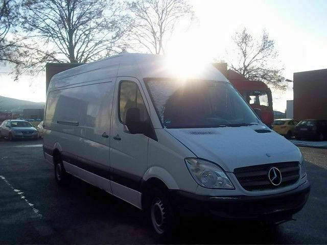 Mercedes-Benz 300-serie 311 Maxi Lang Hoch German Truck - Furgón: foto 5 Mercedes-Benz 300-serie 311 Maxi Lang Hoch German Truck - Furgón: foto 5