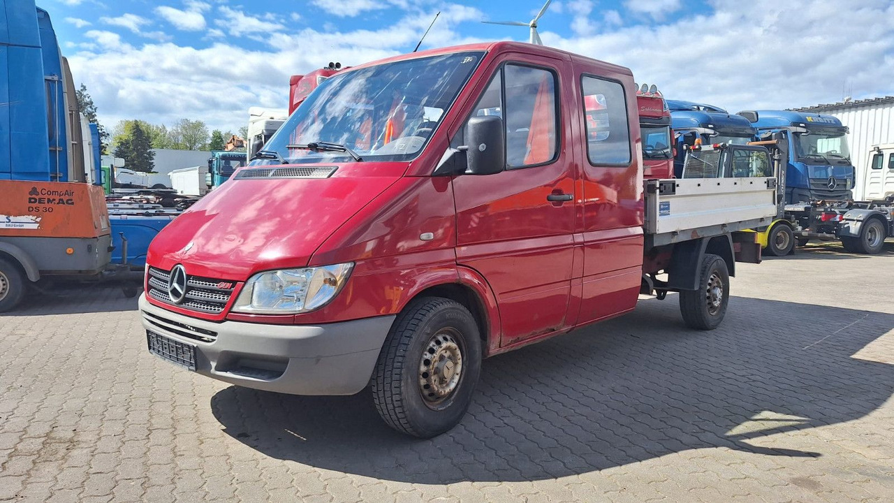 Mercedes-Benz 313 Pritsche Doppelkabine - Caja abierta furgoneta, Furgoneta combi: foto 2 Mercedes-Benz 313 Pritsche Doppelkabine - Caja abierta furgoneta, Furgoneta combi: foto 2