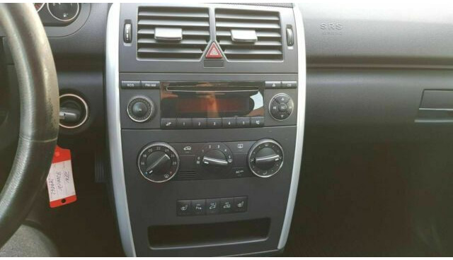 Coche Mercedes-Benz A-Klasse 200 CDI: foto 6