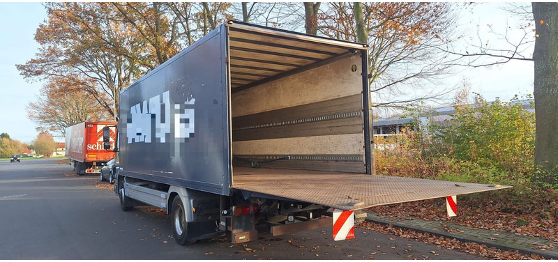 Mercedes-Benz Atego 1223 Koffer LBW - Camión caja cerrada: foto 4 Mercedes-Benz Atego 1223 Koffer LBW - Camión caja cerrada: foto 4