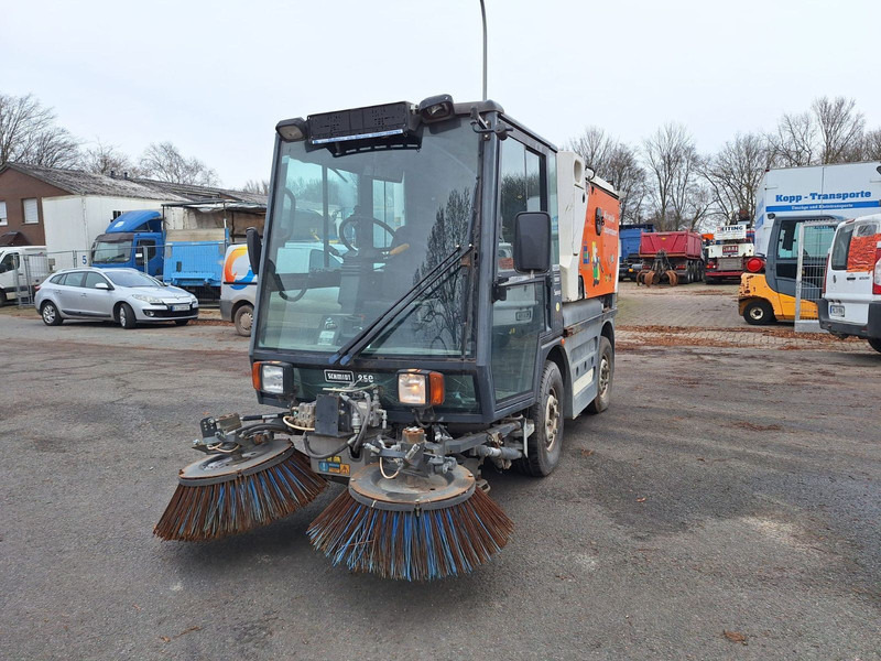 Schmidt Kehrmaschine K449 - Barredora vial: foto 4 Schmidt Kehrmaschine K449 - Barredora vial: foto 4