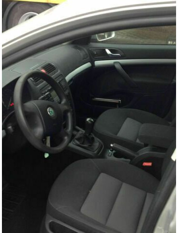 Škoda Skoda Octaviat Vollausst. 105 KW - Coche familiar: foto 5 Škoda Skoda Octaviat Vollausst. 105 KW - Coche familiar: foto 5