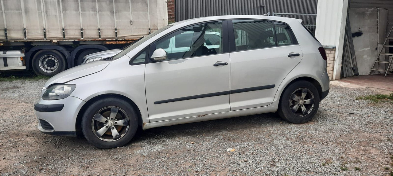 Volkswagen Golf Plus 1.9 TDI DSG DPF Comfortline - Sedan: foto 4 Volkswagen Golf Plus 1.9 TDI DSG DPF Comfortline - Sedan: foto 4