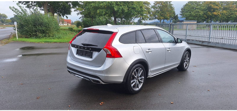 Volvo V60 Cross Country Summum AWD - Coche: foto 3 Volvo V60 Cross Country Summum AWD - Coche: foto 3