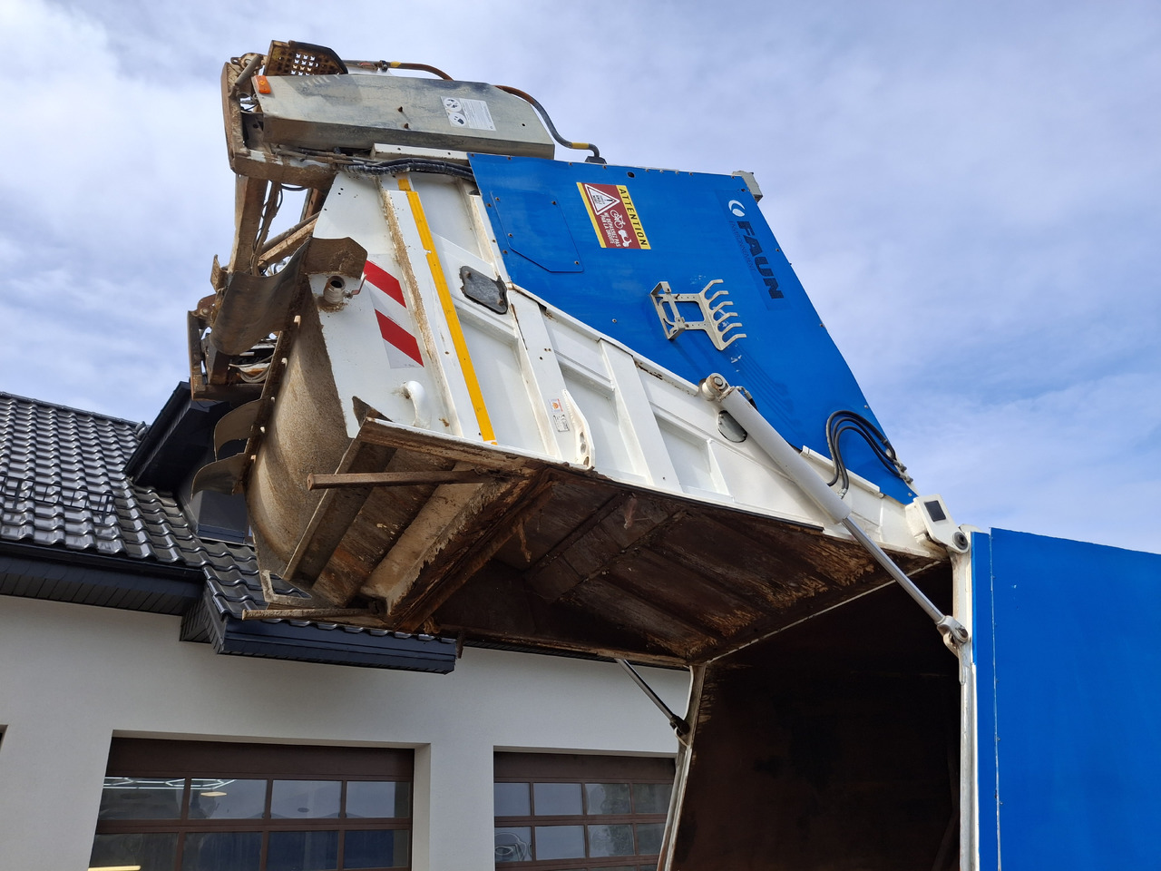 Leasing de MAN MAN TGS 28.360 Śmieciarka Müllwagen Garbage Truck FAUN 3 Osie MAN MAN TGS 28.360 Śmieciarka Müllwagen Garbage Truck FAUN 3 Osie: foto 17 Leasing de MAN MAN TGS 28.360 Śmieciarka Müllwagen Garbage Truck FAUN 3 Osie MAN MAN TGS 28.360 Śmieciarka Müllwagen Garbage Truck FAUN 3 Osie: foto 17