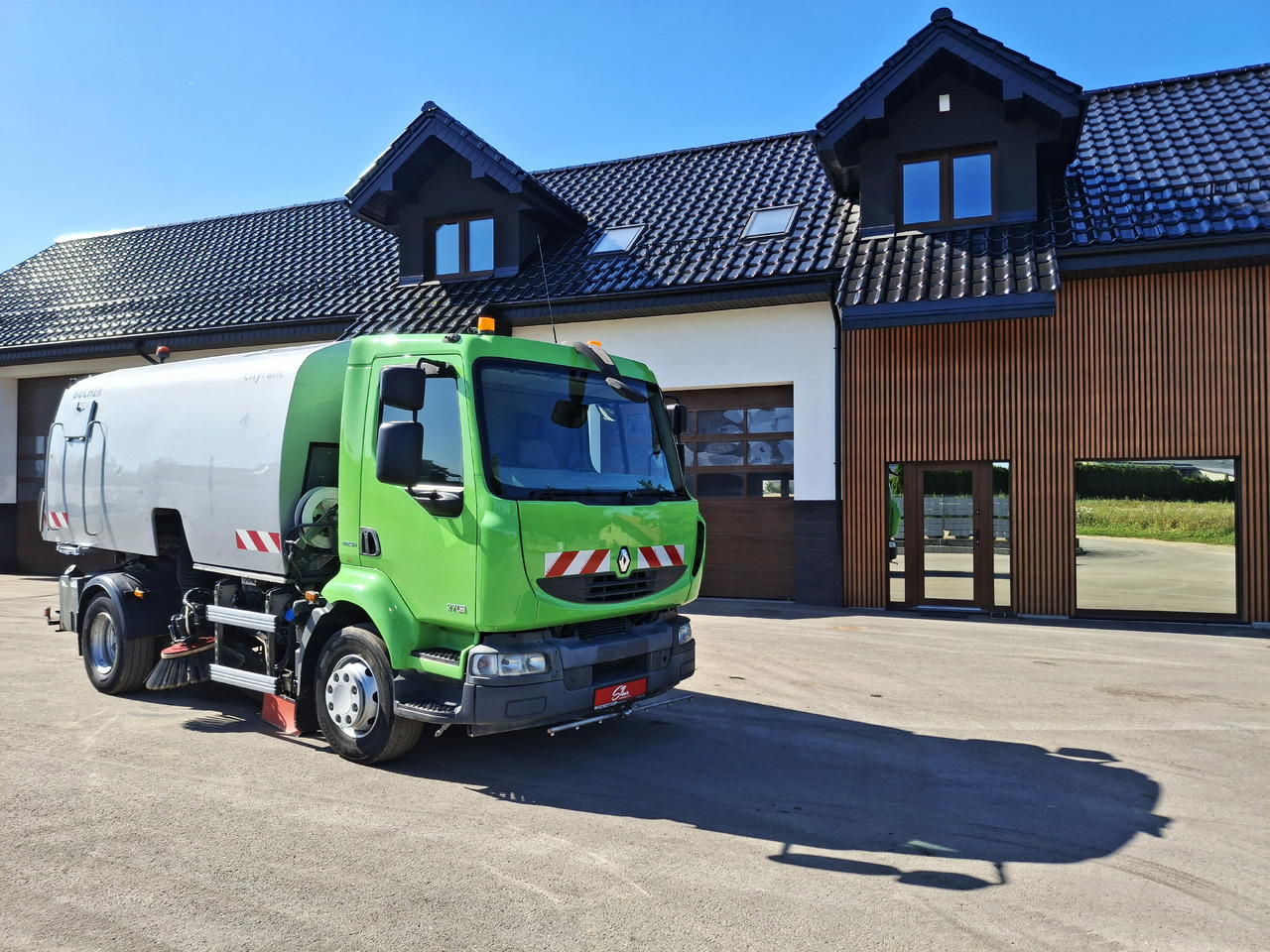 RENAULT Middlum 270 DXI Zamiatarka Kehrmaschine BUCHER Karcher L/R 2 Silniki 2 Motoren - Barredora vial: foto 1 RENAULT Middlum 270 DXI Zamiatarka Kehrmaschine BUCHER Karcher L/R 2 Silniki 2 Motoren - Barredora vial: foto 1