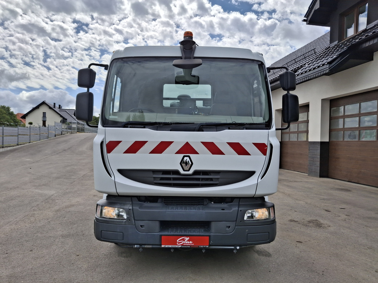 RENAULT Midlum 220 Zamiatarka Johnston VS500 Szczotki L/R Obie Strony Napęd Hydrostatyczny 2012r - Barredora vial: foto 2 RENAULT Midlum 220 Zamiatarka Johnston VS500 Szczotki L/R Obie Strony Napęd Hydrostatyczny 2012r - Barredora vial: foto 2