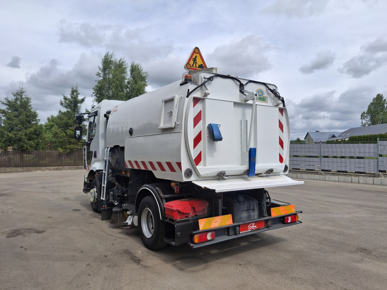 RENAULT Midlum 220 Zamiatarka Kehrmaschine Johnston L/R 2 Motoren 2 Silniki - Barredora vial: foto 3 RENAULT Midlum 220 Zamiatarka Kehrmaschine Johnston L/R 2 Motoren 2 Silniki - Barredora vial: foto 3