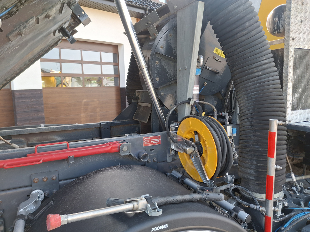 Barredora vial VOLVO FMX 420 Zamiatarka Kehrmaschine Euro 6 PM2.5 BROCK VS 7 TECH Karcher L/R 2145 Mth 2021r: foto 22 Barredora vial VOLVO FMX 420 Zamiatarka Kehrmaschine Euro 6 PM2.5 BROCK VS 7 TECH Karcher L/R 2145 Mth 2021r: foto 22