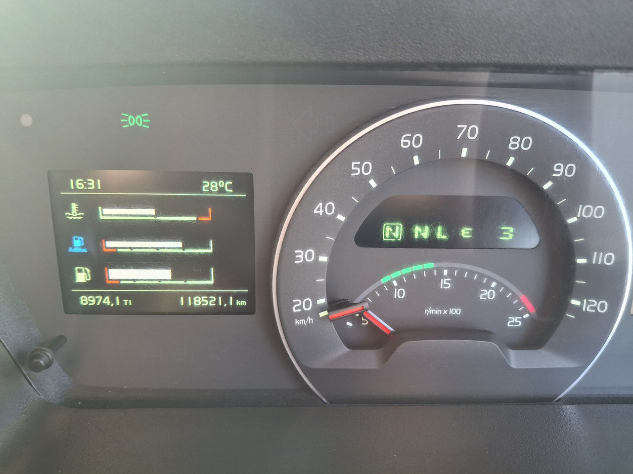 Barredora vial VOLVO FMX 420 Zamiatarka Kehrmaschine Euro 6 PM2.5 BROCK VS 7 TECH Karcher L/R 2145 Mth 2021r: foto 44 Barredora vial VOLVO FMX 420 Zamiatarka Kehrmaschine Euro 6 PM2.5 BROCK VS 7 TECH Karcher L/R 2145 Mth 2021r: foto 44