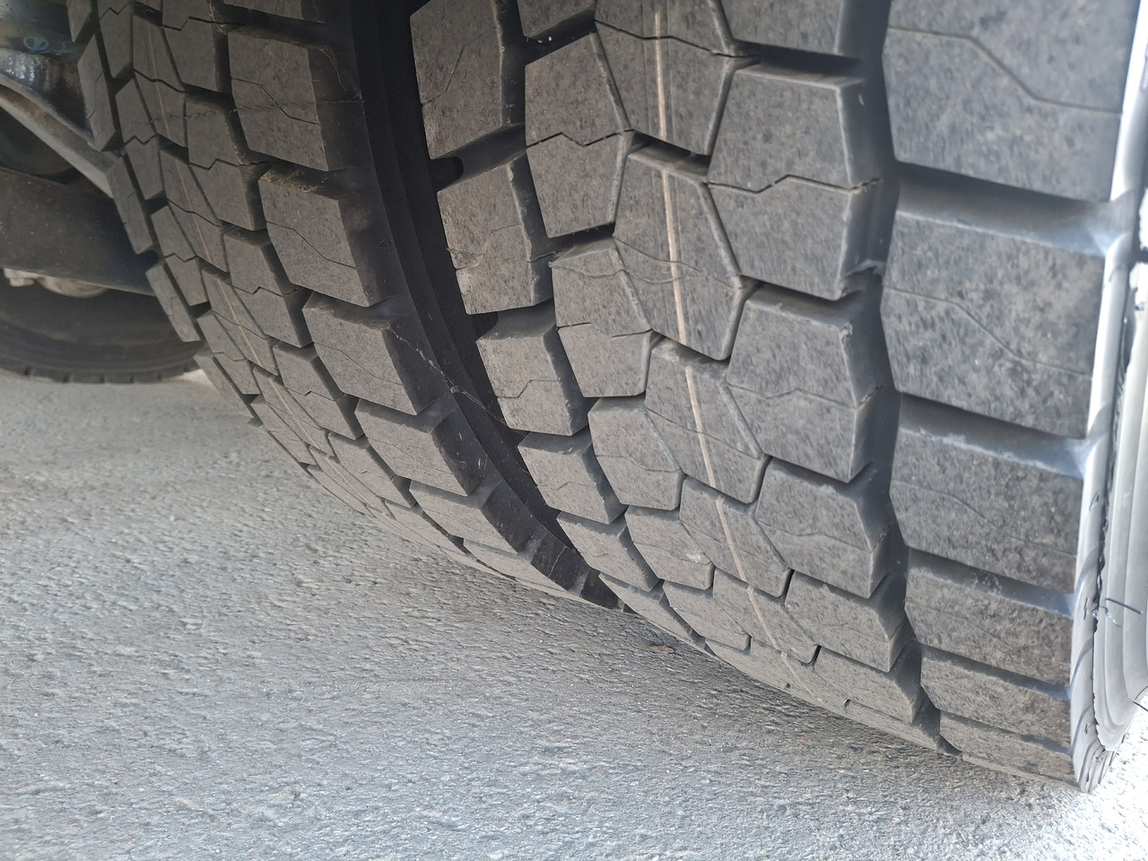 Barredora vial VOLVO FMX 420 Zamiatarka Kehrmaschine Euro 6 PM2.5 BROCK VS 7 TECH Karcher L/R 2145 Mth 2021r: foto 14 Barredora vial VOLVO FMX 420 Zamiatarka Kehrmaschine Euro 6 PM2.5 BROCK VS 7 TECH Karcher L/R 2145 Mth 2021r: foto 14