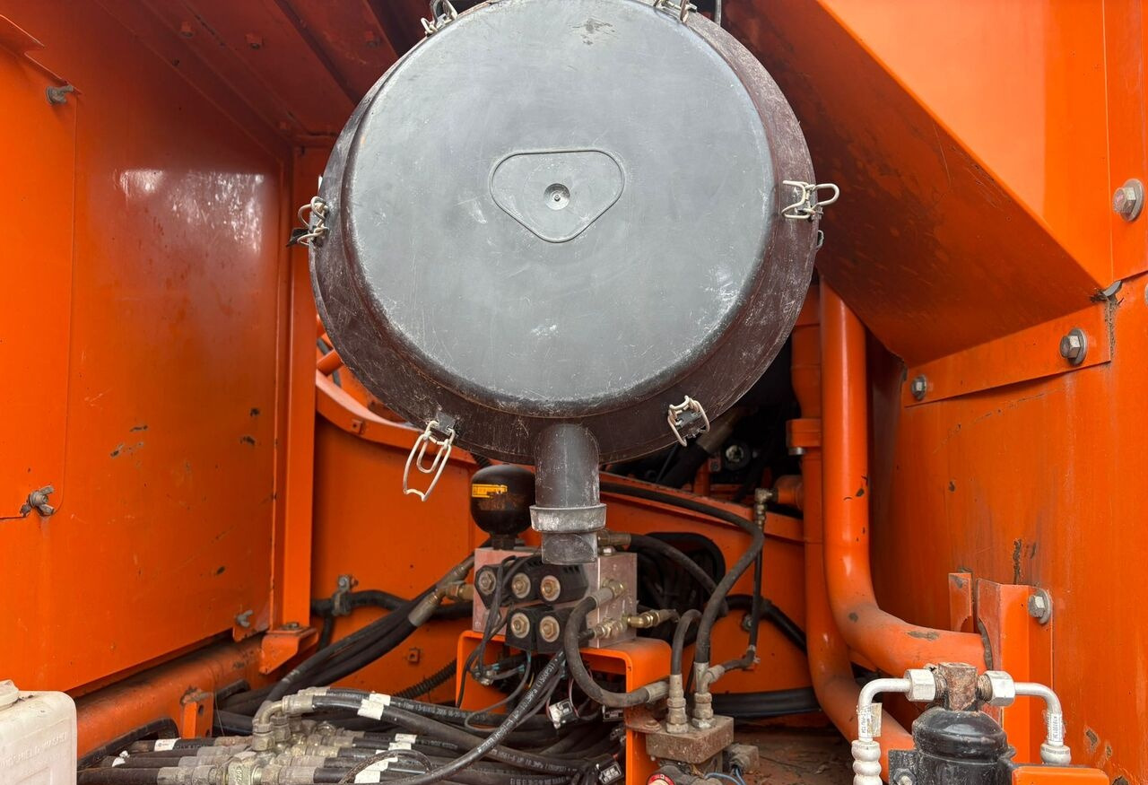 Excavadora de cadenas Doosan DX 340 LC long reach 17m: foto 24 Excavadora de cadenas Doosan DX 340 LC long reach 17m: foto 24