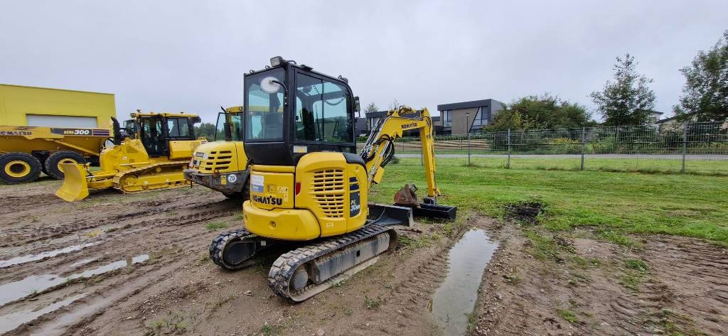 Komatsu PC 30 MR-5 - Miniexcavadora: foto 4 Komatsu PC 30 MR-5 - Miniexcavadora: foto 4
