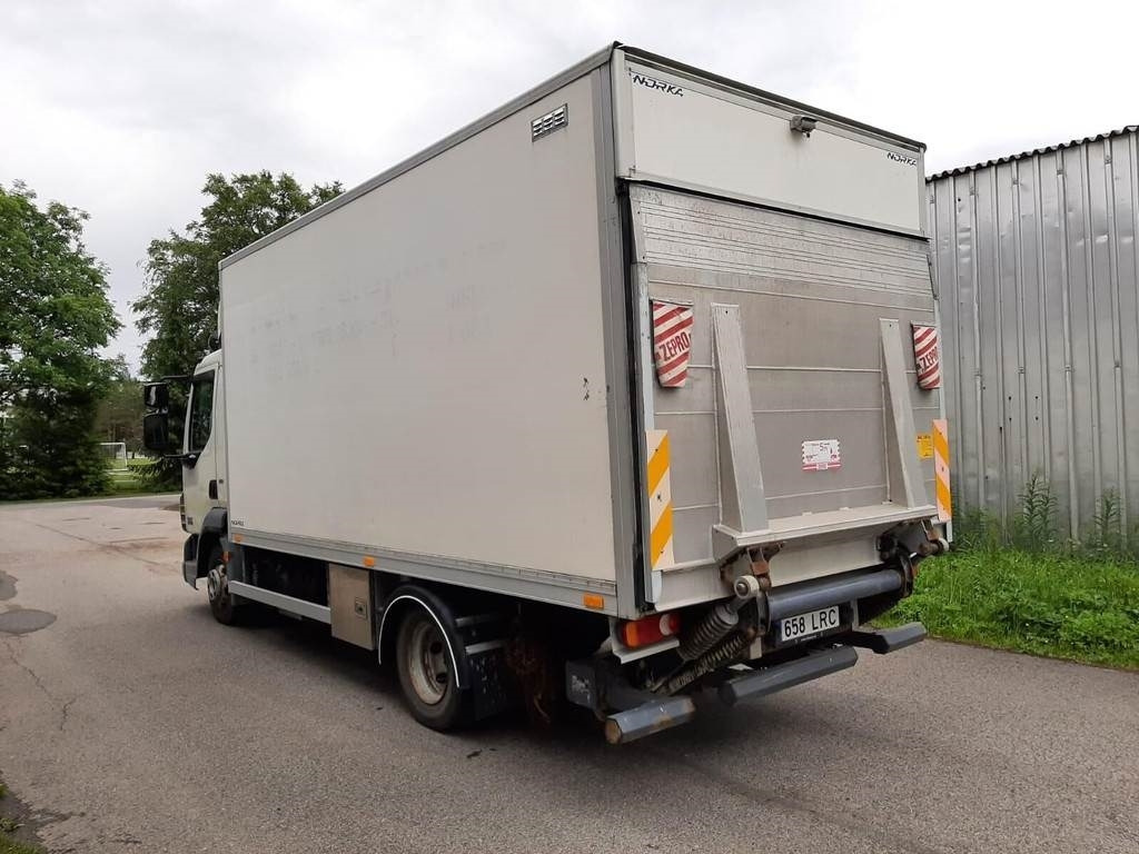 DAF FA 45.180 4X2 KITCHEN  - Camión caja cerrada: foto 2 DAF FA 45.180 4X2 KITCHEN  - Camión caja cerrada: foto 2