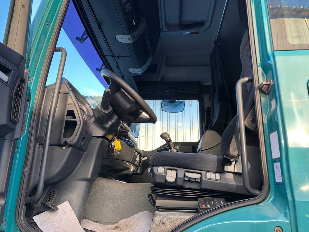 MAN TGA 35.480 8X2-4 BL DRY VACUUM 353kW - Limpieza de alcantarillado: foto 5 MAN TGA 35.480 8X2-4 BL DRY VACUUM 353kW - Limpieza de alcantarillado: foto 5